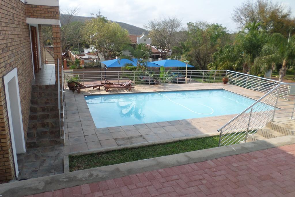 Country Link Guest Lodge Коматипорт Экстерьер фото